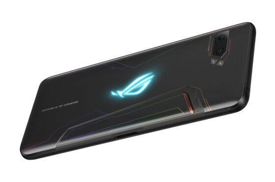 Asus uvedl dvě nové verze herního smartphonu ROG Phone II