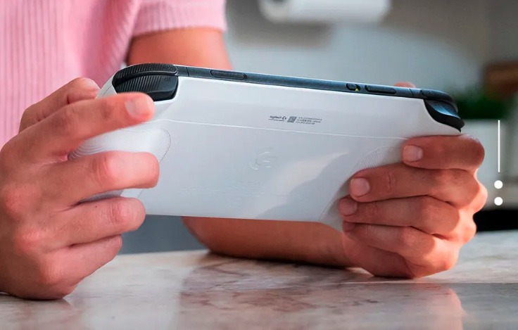 Cloudový herní handheld od Logitechu vypadá jako Switch s Androidem